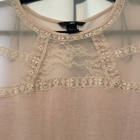 H&M MESH TOP - Picture 2 of 4